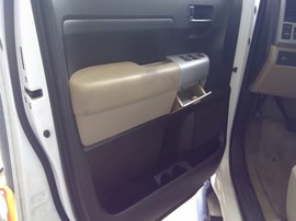2008 TOYOTA TUNDRA, WHITE,  SR5 MODEL, EXTD CAB, 5.7L, AT, 2WD.  Z26475